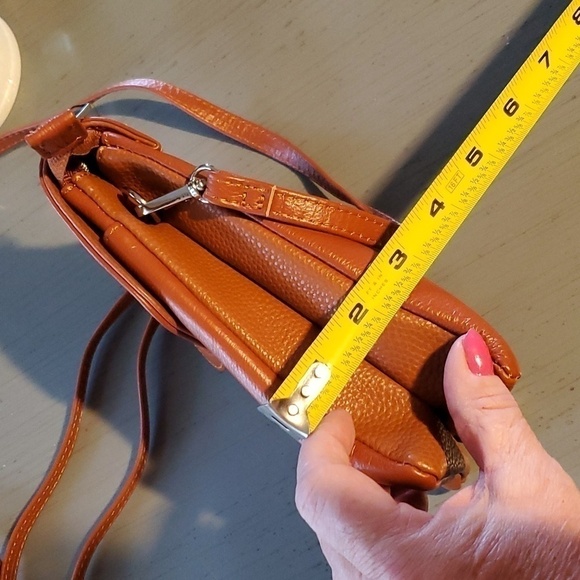 Befen- Womens Leather Chestnut Crossbody Phone Bag Multiple Compartments NWOT - Picture 10 of 10